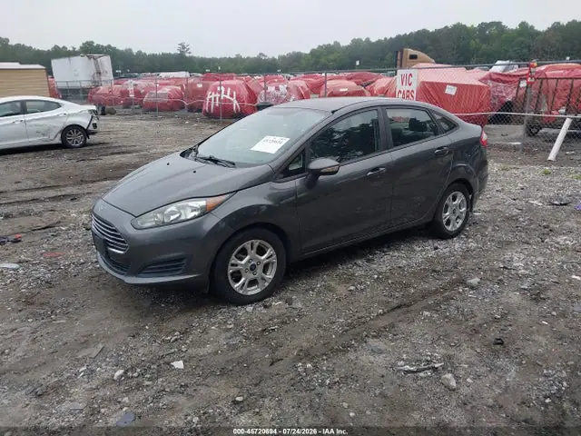 3FADP4BJ7FM223206 — 2015 Ford Fiesta SE, zdjęcie 2 z IAAI 02.10.2026, Prawy bok
