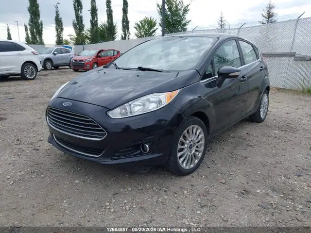 3FADP4FJXFM201680 — 2015 Ford Fiesta Titanium, foto 2 de IAAI 29.09.2026, Granizo