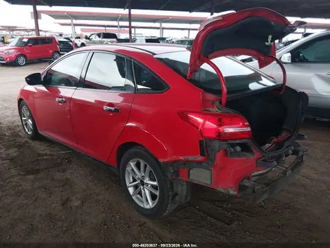 2015 Ford FOCUS SE VIN 1FADP3F29FL307686 фото 3