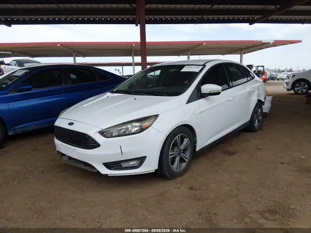 1FADP3FE3GL258562 — 2016 Ford Focus SE, фото 2 с аукциона IAAI 13.10.2026, Задняя часть слева