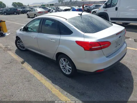 2016 Ford FOCUS SE VIN 1FADP3F20GL271288 фото 3