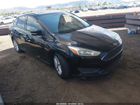 2016 Ford FOCUS SE VIN 1FADP3F22GL260907 фото 1