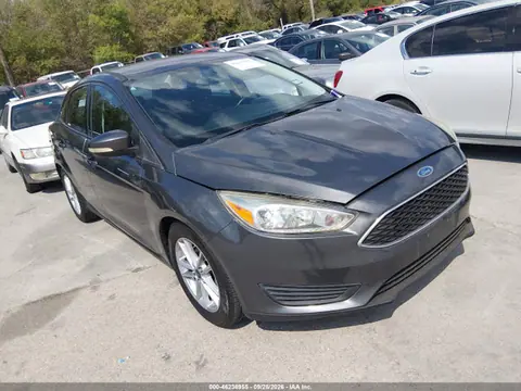 2016 Ford FOCUS SE VIN 1FADP3F22GL221184 фото 1