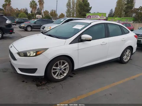 2016 Ford FOCUS SE VIN 1FADP3F23GL272404 фото 2