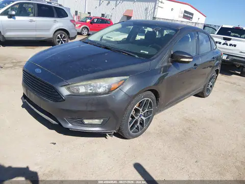 1FADP3FE3HL292731 — 2017 Ford Focus SE, foto 2 de IAAI 16.10.2026, Desgaste normal