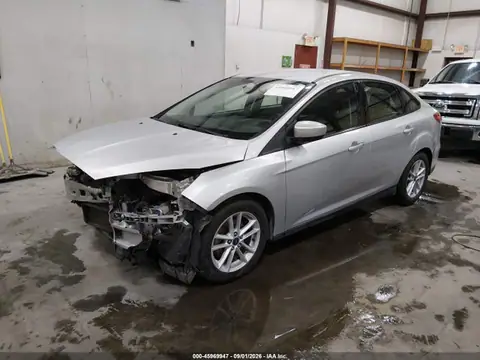 1FADP3F27JL327962 — 2018 Ford Focus SE, фото 2 з IAAI 23.10.2026, Передня частина