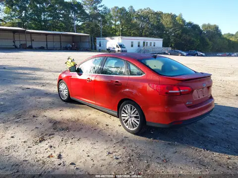 1FADP3J26JL314935 — 2018 Ford Focus Titanium, photo 3 from IAAI 23.10.2026, Not reported