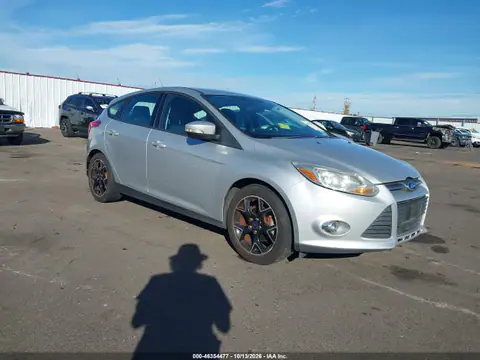 1FADP3K26DL362700 — 2013 Ford Focus, Левый бок, фото до ремонта