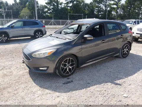 1FADP3K23GL369642 — 2016 Ford Focus, photo 2 from IAAI 12.10.2026, Roof