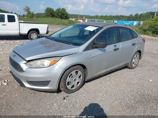 1FADP3E22GL248970 — 2016 Ford Focus, photo 2 from IAAI 06.10.2026, Normal wear
