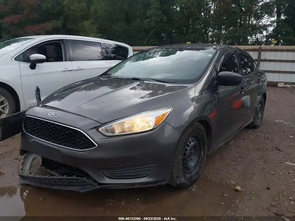 1FADP3E23GL381690 — 2016 Ford Focus, zdjęcie 2 z IAAI, Przód