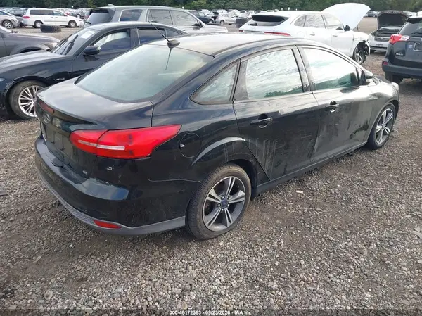 1FADP3FE0GL218715 — 2016 Ford Focus, zdjęcie 4 z IAAI, Normalne zużycie