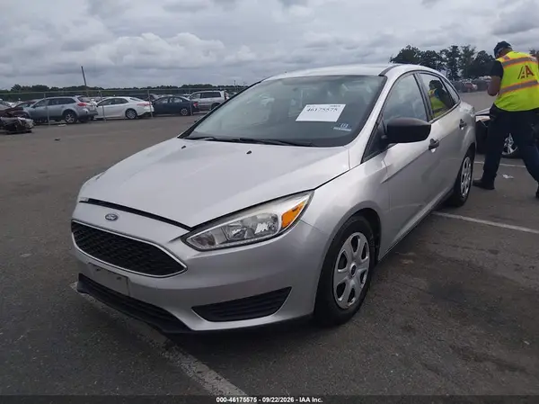 1FADP3E2XGL248232 — 2016 Ford Focus, фото 2 с аукциона IAAI 29.09.2026, Естественный износ