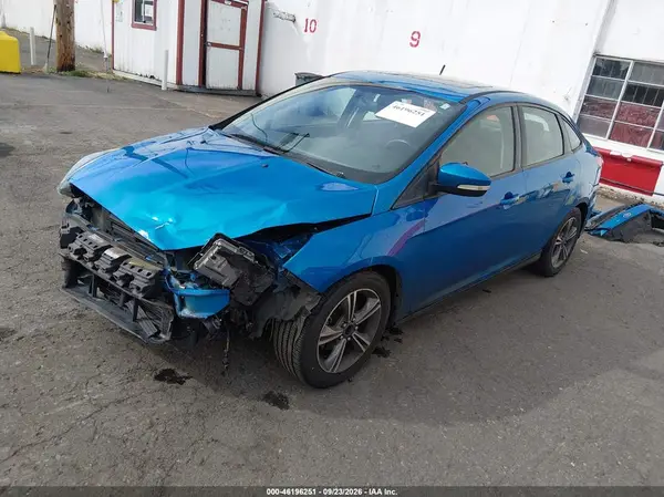 1FADP3FEXGL226305 — 2016 Ford Focus, zdjęcie 2 z IAAI, Przód