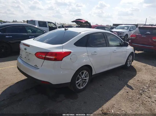 1FADP3F24GL346302 — 2016 Ford Focus, фото 4 с аукциона IAAI, Повреждения снизу