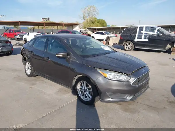1FADP3F26GL331767 Ford Focus 2016 — повреждение Левый и правый бока, фото до ремонта