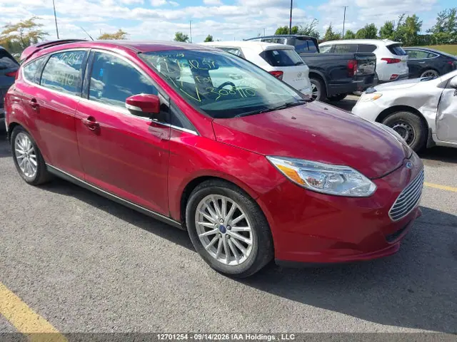 1FADP3R48HL300910 — 2017 Ford Focus, უკანა ნაწილი (Rear), ფოტოები შეკეთებამდე