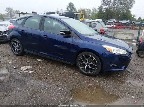 1FADP3M20HL309591 — 2017 Ford Focus, Lado izquierdo (Left Side), fotos antes de reparar