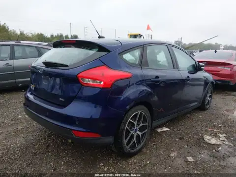 1FADP3M20HL309591 — 2017 Ford Focus, photo 4 from IAAI, Left side