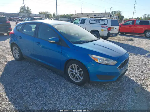 2017 Ford Focus Se VIN 1FADP3K20HL245068 фото 2
