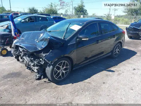 1FADP3H29HL242161 — 2017 Ford Focus, photo 2 from IAAI, Front end