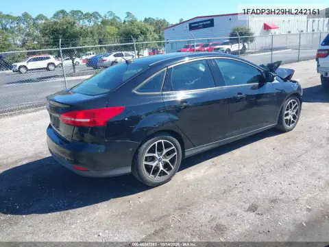 1FADP3H29HL242161 — 2017 Ford Focus, photo 4 from IAAI, Front end