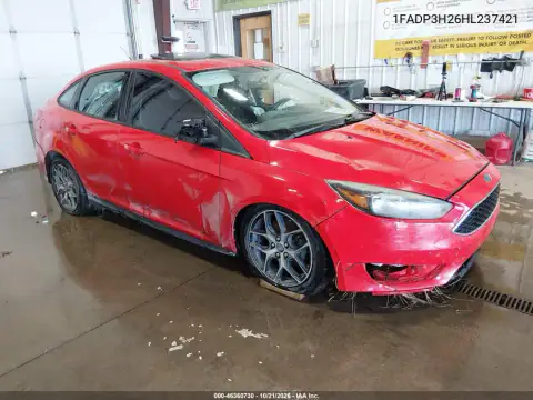 1FADP3H26HL237421 — 2017 Ford Focus, დატბორვა, ფოტოები შეკეთებამდე