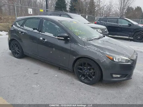 2018 Ford Focus VIN 1FADP3M29JL253656 фото 1