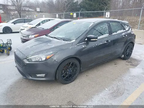 2018 Ford Focus VIN 1FADP3M29JL253656 фото 2