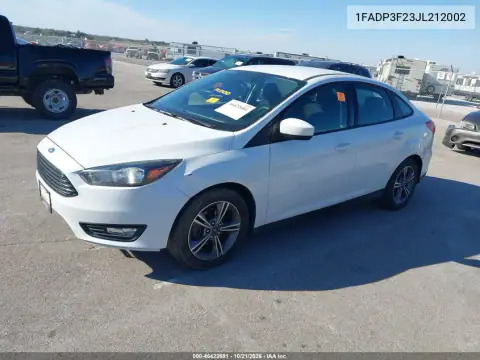 1FADP3F23JL212002 — 2018 Ford Focus, фото 2 с аукциона IAAI, Подтопление
