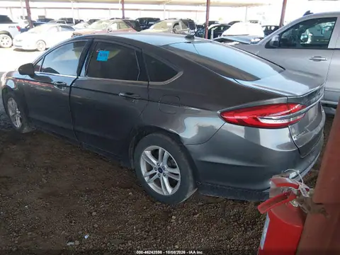3FA6P0HD9JR136812 — 2018 Ford Fusion SE, zdjęcie 3 z IAAI 27.10.2026, Uszkodzenie silnika