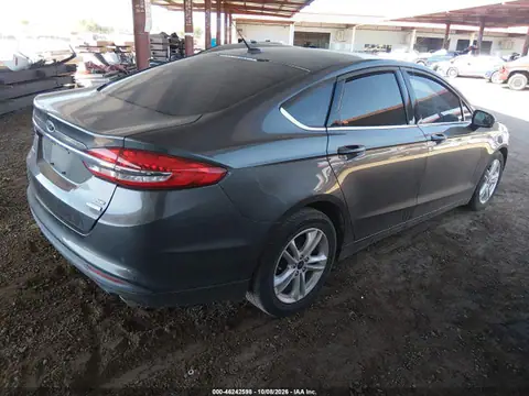 3FA6P0HD9JR136812 — 2018 Ford Fusion SE, zdjęcie 4 z IAAI 27.10.2026, Uszkodzenie silnika