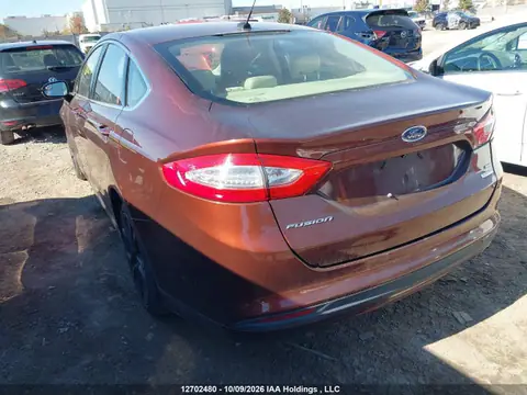3FA6P0HD7GR347855 — 2016 Ford Fusion, ფოტო 3, IAAI 21.10.2026, წინა მარჯვენა ნაწილი