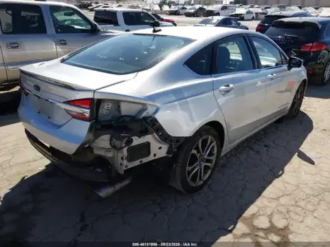 3FA6P0G74HR215357 — 2017 Ford Fusion, photo 4 from IAAI, Rear end