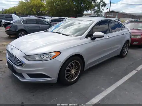 3FA6P0H75HR414075 — 2017 Ford Fusion, foto 2 de IAAI, Trasera izquierda