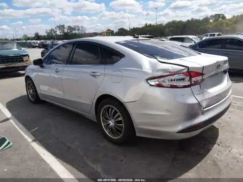 3FA6P0H75HR414075 — 2017 Ford Fusion, foto 3 de IAAI, Trasera izquierda