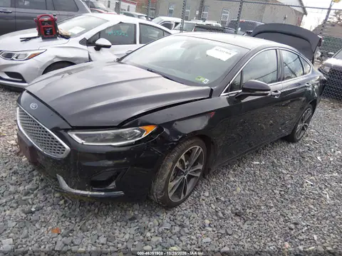 3FA6P0D97KR184618 — 2019 Ford Fusion, zdjęcie 3 z IAAI, Przód i tył