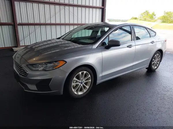 3FA6P0LU2LR264285 — 2020 Ford Fusion, foto 2 de IAAI 06.10.2026, Desgaste normal