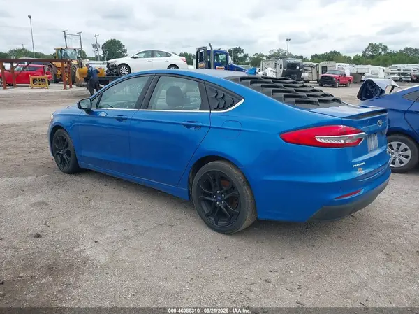 3FA6P0HD4LR166576 — 2020 Ford Fusion, zdjęcie 3 z IAAI, Normalne zużycie