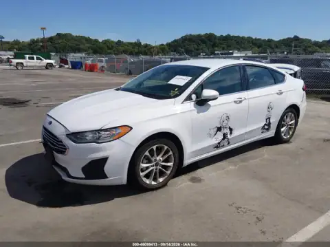 3FA6P0H79LR129128 — 2020 Ford Fusion, photo 2 from IAAI, Rear end