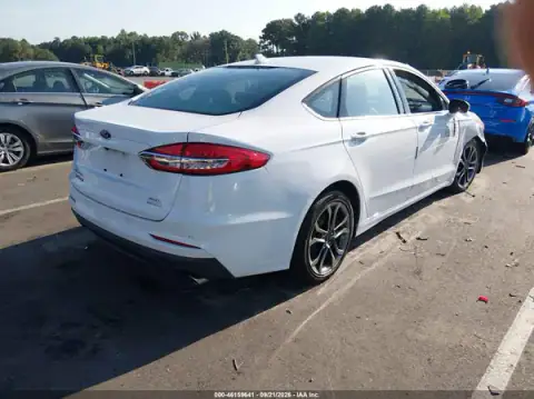 3FA6P0CD3LR206511 — 2020 Ford Fusion, фото 4 с аукциона IAAI, передняя часть слева