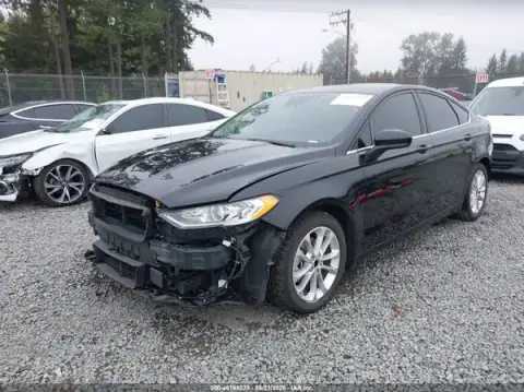 3FA6P0LU4LR249206 — 2020 Ford Fusion, фото 2 с аукциона IAAI, передняя и задняя части