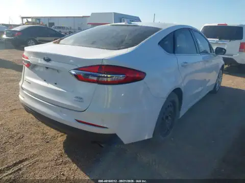 3FA6P0CD2LR138475 — 2020 Ford Fusion, zdjęcie 4 z IAAI 04.10.2026, Prawy bok