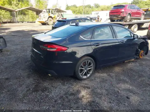 3FA6P0CD5LR117782 — 2020 Ford Fusion, фото 4 с аукциона IAAI, передняя часть справа