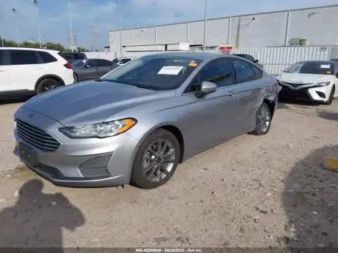 3FA6P0LU1LR111106 — 2020 Ford Fusion, фото 2 с аукциона IAAI, задняя часть слева