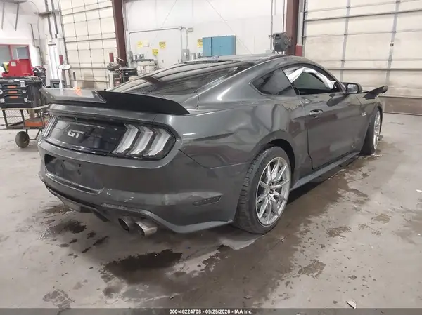 1FA6P8CF7K5178441 — 2019 Ford Mustang, photo 4 from IAAI, Left side