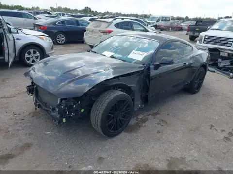 1FA6P8CF2M5148380 — 2021 Ford Mustang, фото 2 с аукциона IAAI, ПЕРЕДНЯЯ ЧАСТЬ