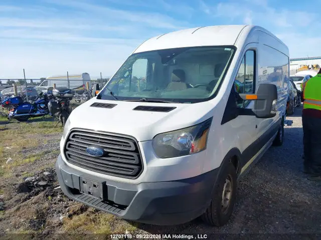 1FTYR2CM5HKA93200 — 2017 Ford Transit-250, фото 2 с аукциона IAAI 29.09.2026, Задняя часть