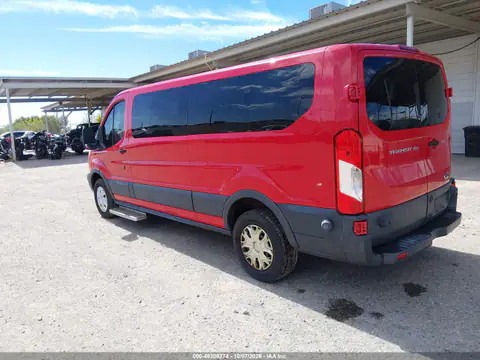 1FBZX2YM6FKB01597 — 2015 Ford Transit, foto 4 de IAAI 28.10.2026, Desgaste normal