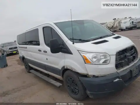 1FBZX2YM3HKA21144 — 2017 Ford Transit, Parte delantera, fotos antes de reparar
